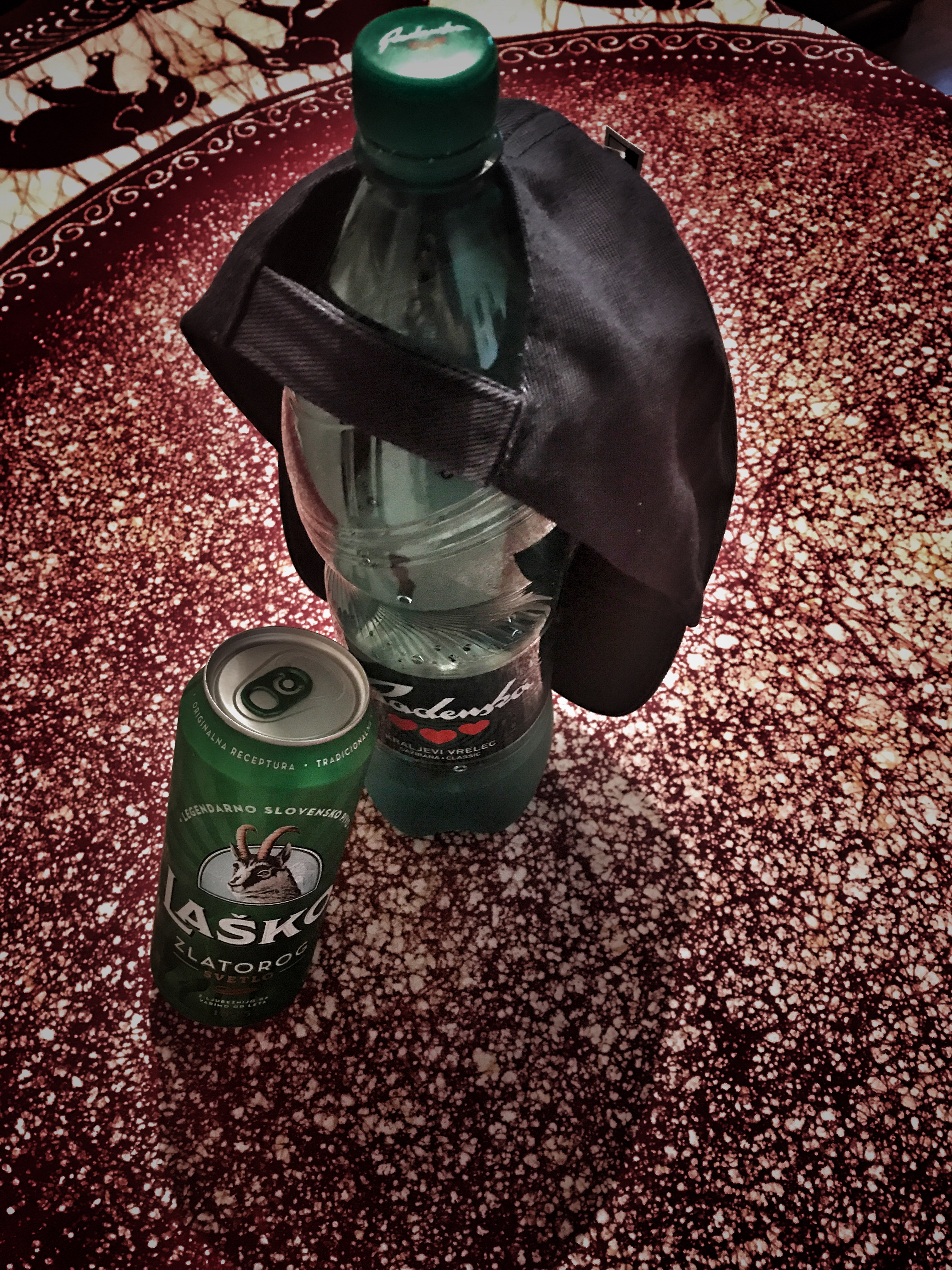 Vikendica: Tri deci pira, dva deci radenske