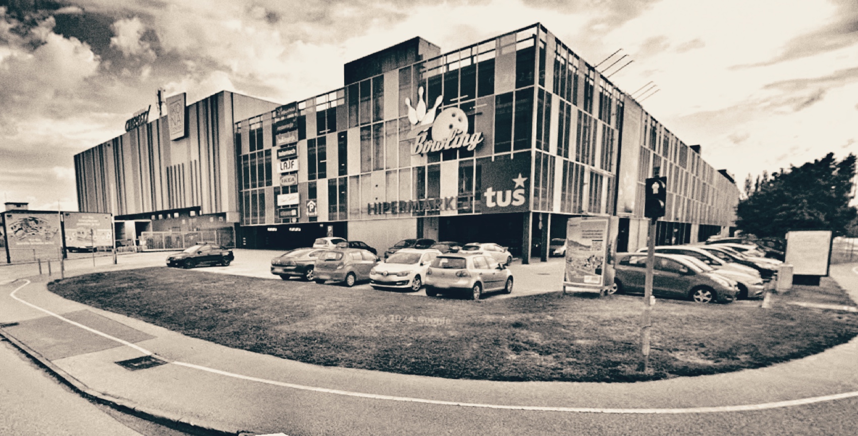 “Neom joko za Cineplexxom”